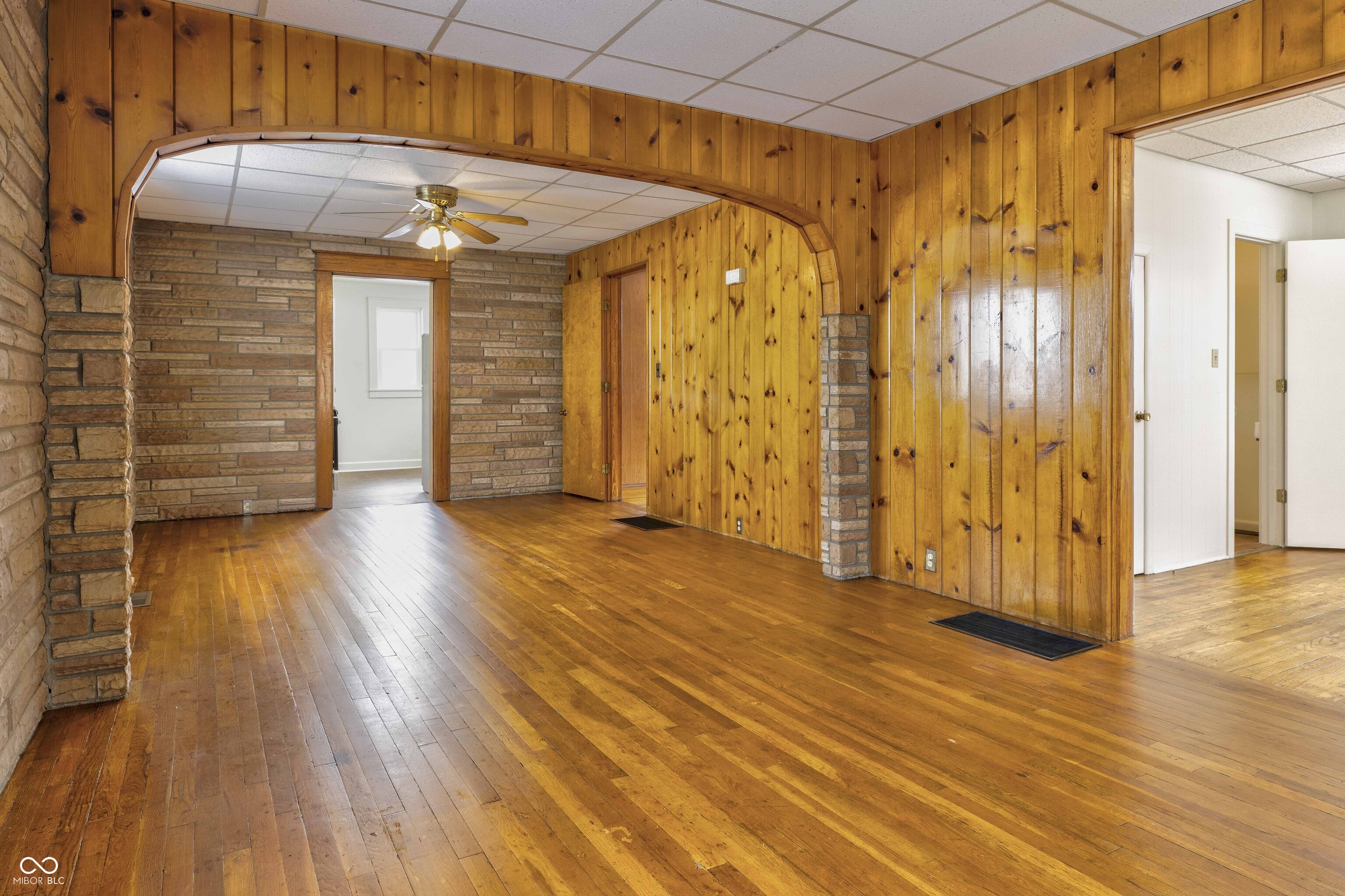 2120 George Street Anderson, IN 46016 - Photo 3 of 23