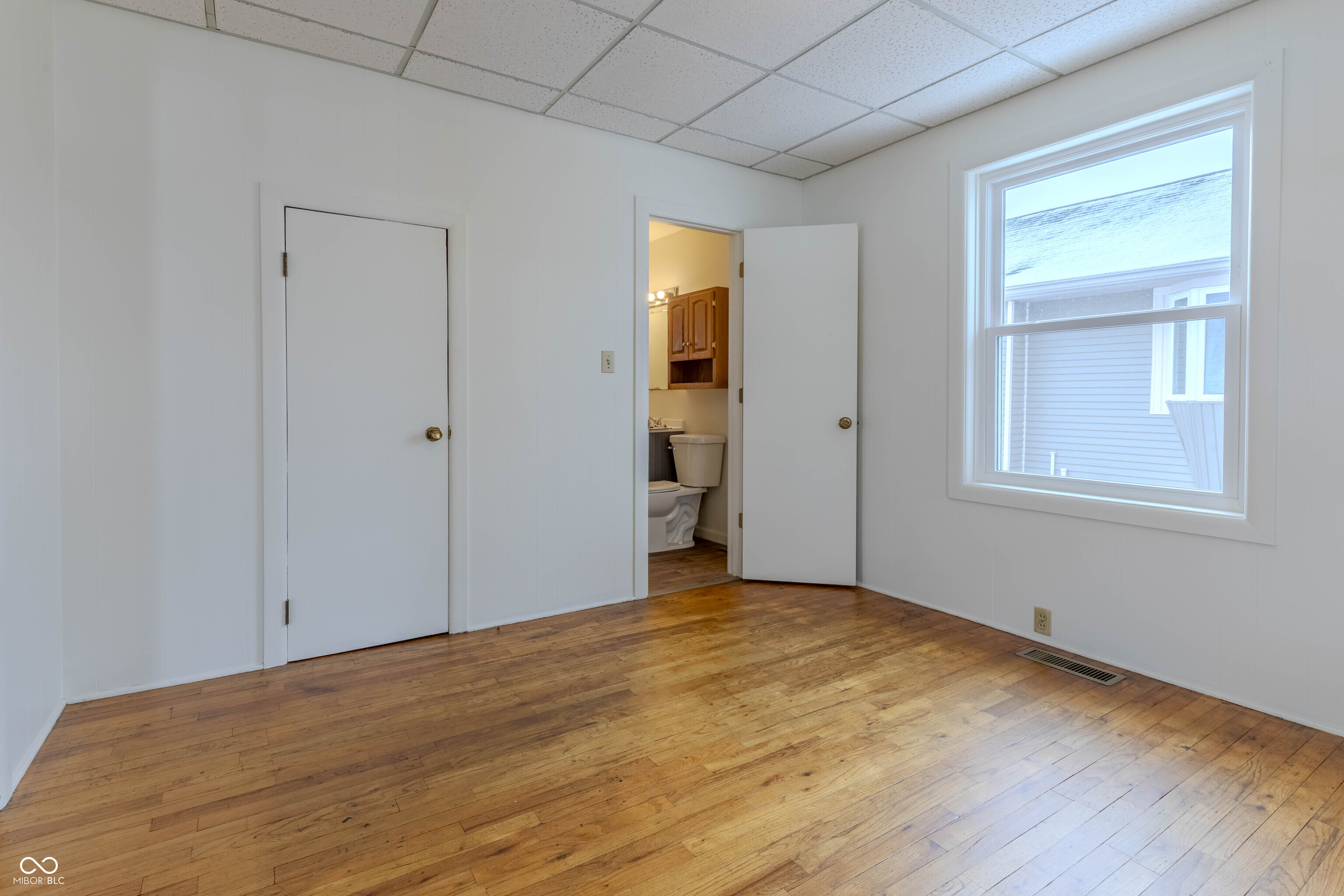 2120 George Street Anderson, IN 46016 - Photo 5 of 23