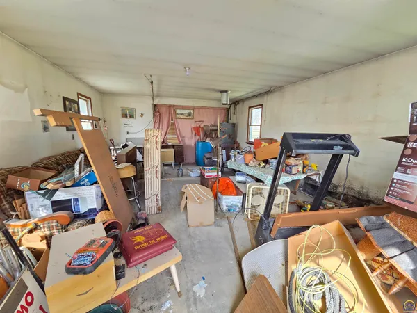 $99,000 | 169 Wabaunsee Avenue, Harveyville, KS 66431