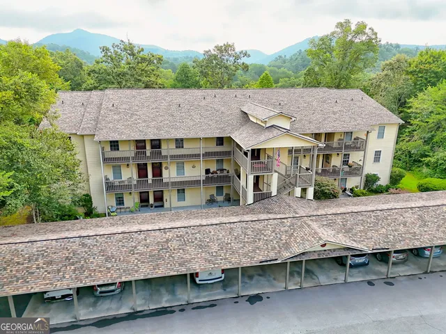 $315,000 | 300 Ginger Creek Lane, Unit 203, Clayton, GA 30525