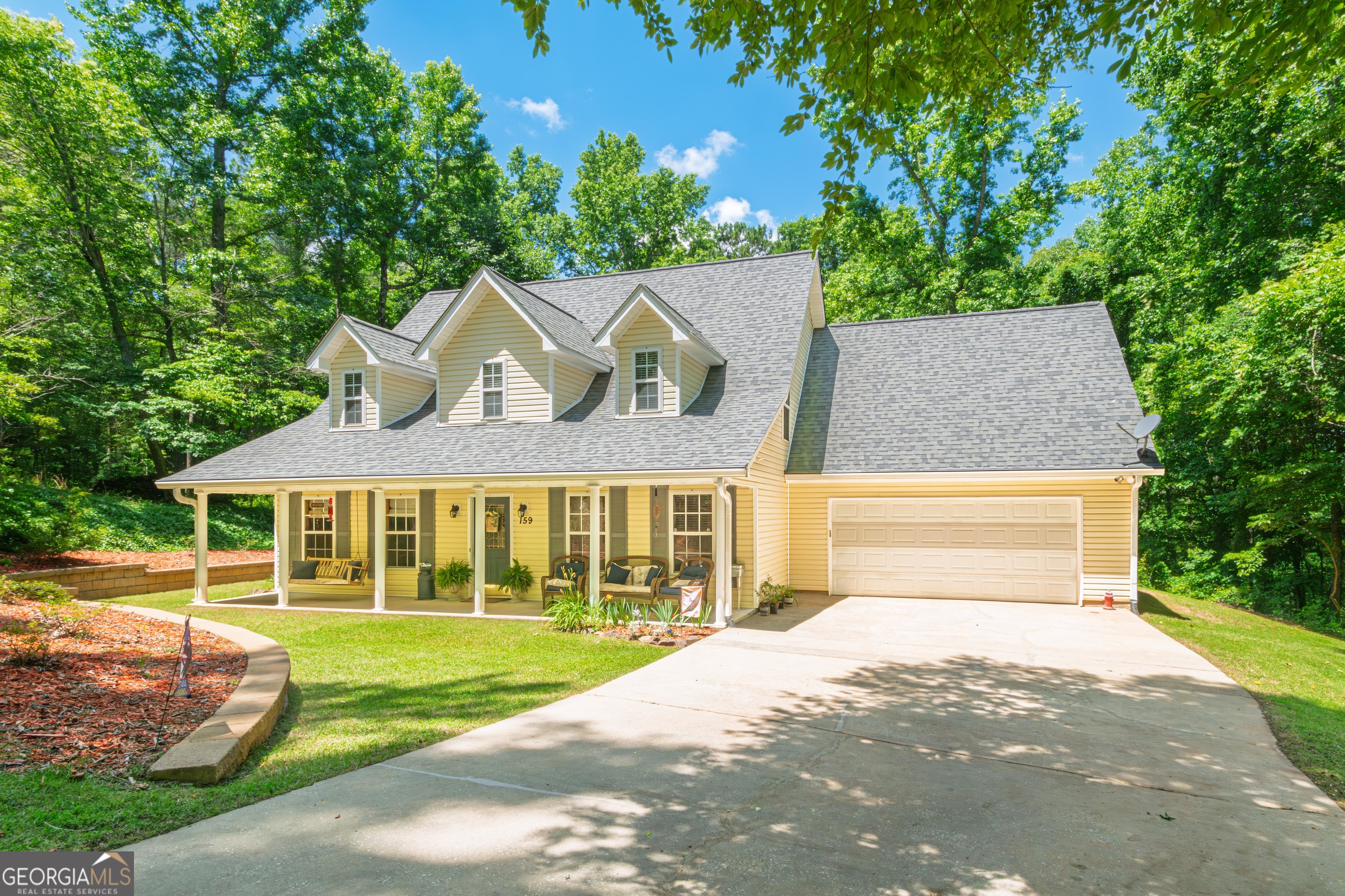 159 Hutchinson Lake Road Senoia, GA 30276 - Photo 1 of 21