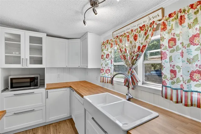 $250,000 | 28 Northeast 558 Avenue, Old Town, FL 32680