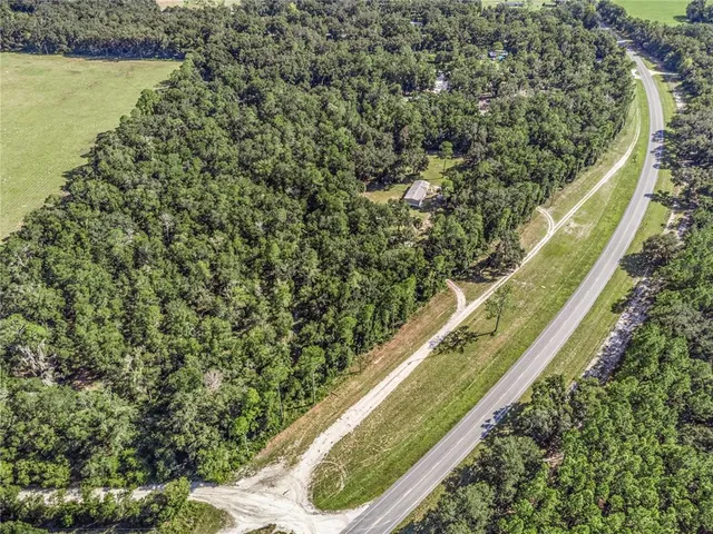 $250,000 | 28 Northeast 558 Avenue, Old Town, FL 32680