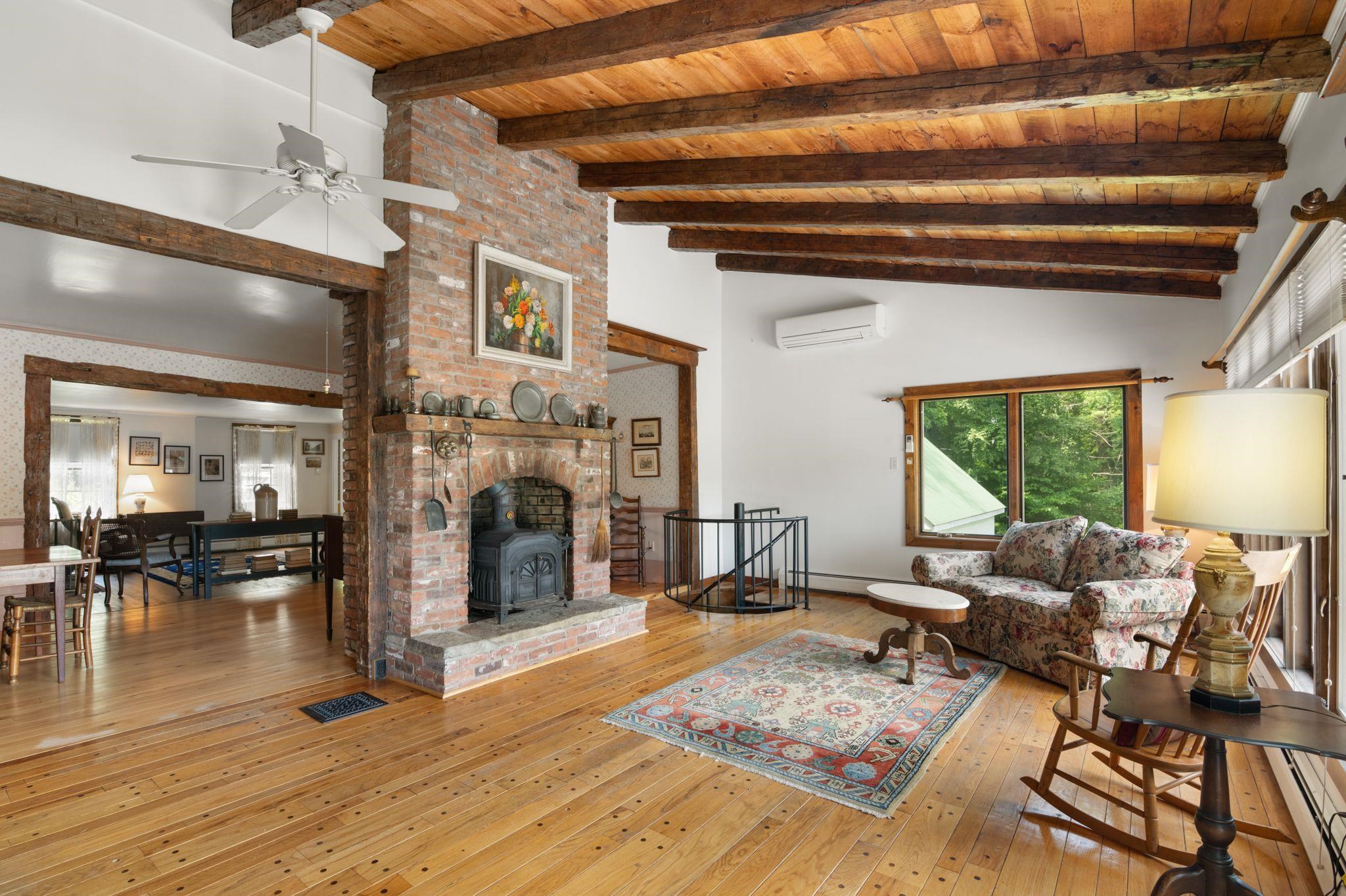 19 Grimes Hill Road Newfane, VT 05345 - Photo 5 of 44