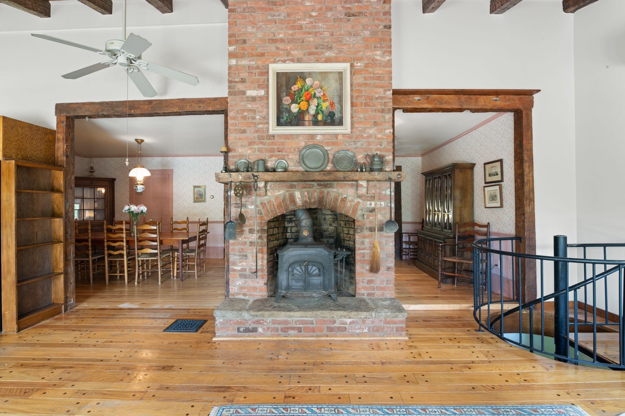 19 Grimes Hill Road Newfane, VT 05345 - Photo 6 of 44