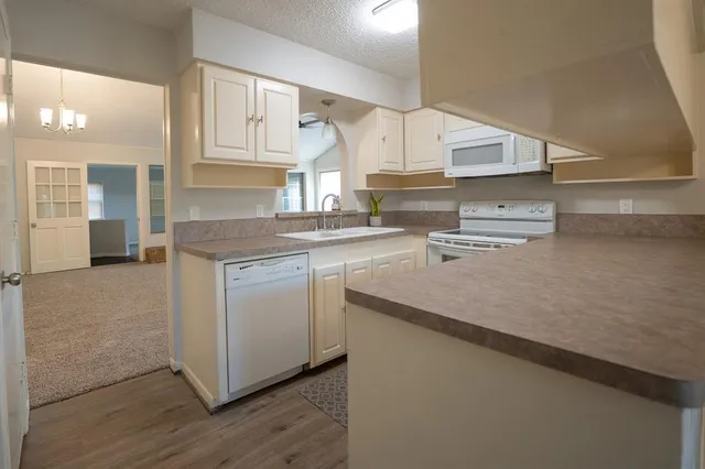 $2,200 | 5508 Flamingo Drive, Rowlett, TX 75089