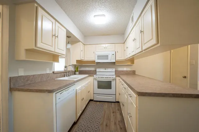 $2,200 | 5508 Flamingo Drive, Rowlett, TX 75089