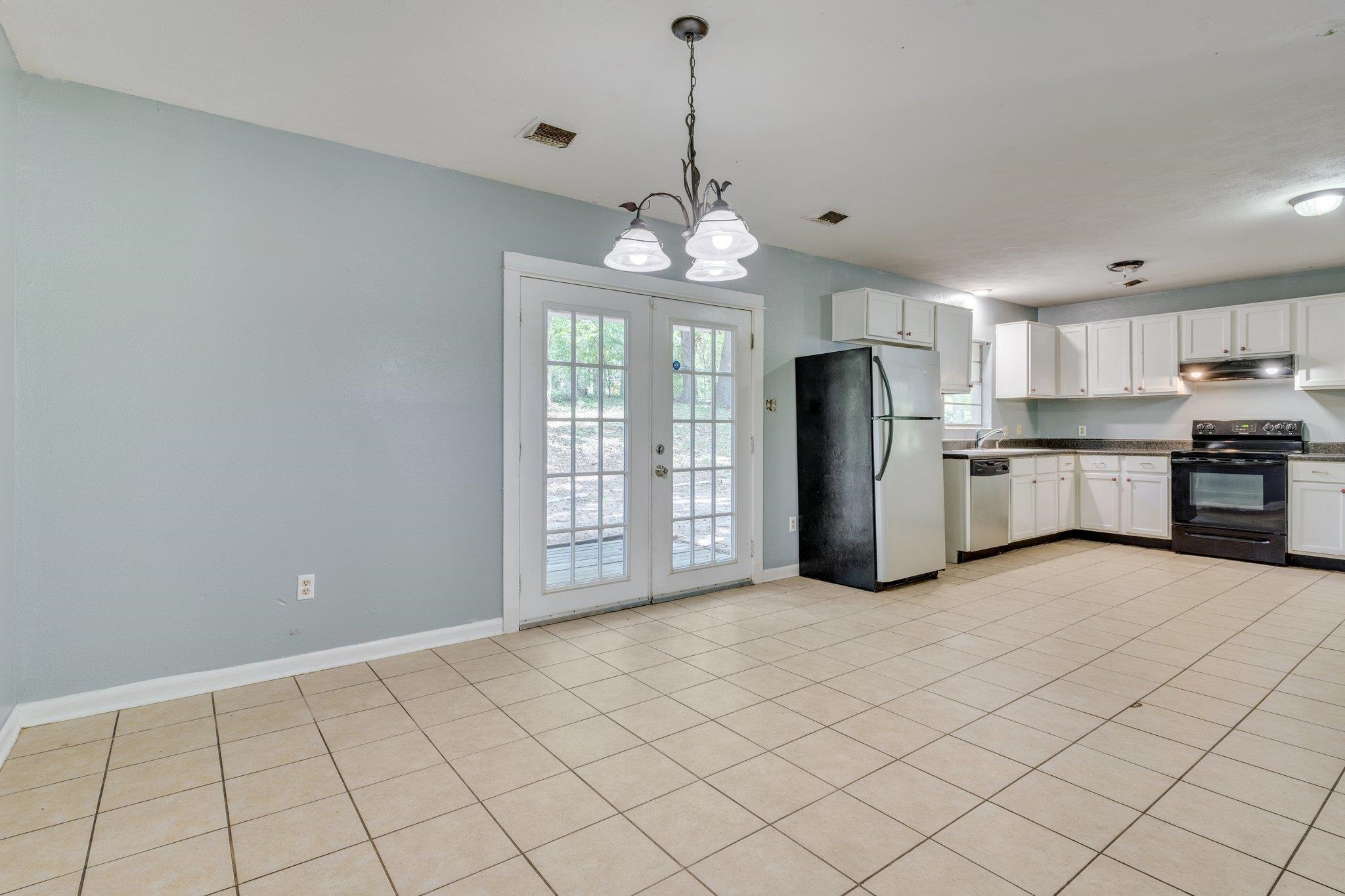 2533 Willamette Road Tallahassee, FL 32303 - Photo 8 of 10