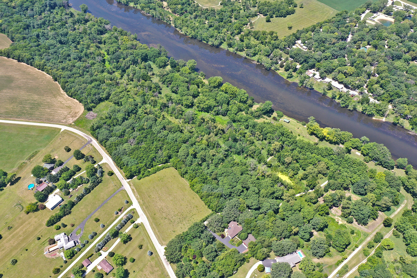 1 North 4201st Road Sheridan, IL 60551 - Photo 3 of 15 a view of a yard with plants