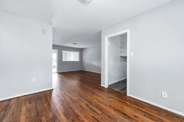 $1,450 | 3723 Odin Court, Houston, TX 77021