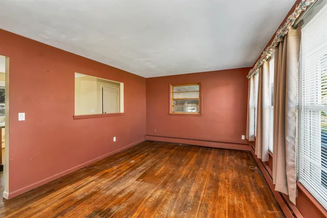 $400,000 | 66 Broadway Avenue, Manchester, NH 03104