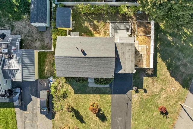 $400,000 | 66 Broadway Avenue, Manchester, NH 03104