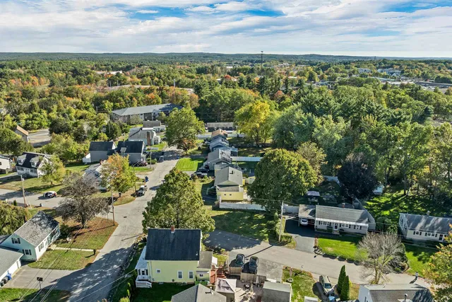 $400,000 | 66 Broadway Avenue, Manchester, NH 03104