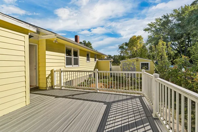 $400,000 | 66 Broadway Avenue, Manchester, NH 03104