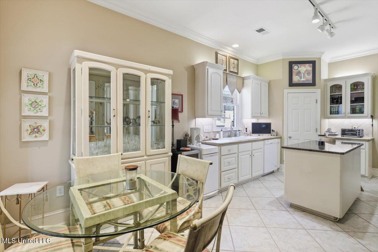 107 Alicetown Cove Ridgeland, MS 39157 - Photo 14 of 35 14-107 Alicetown Cove _ Home Tours MS