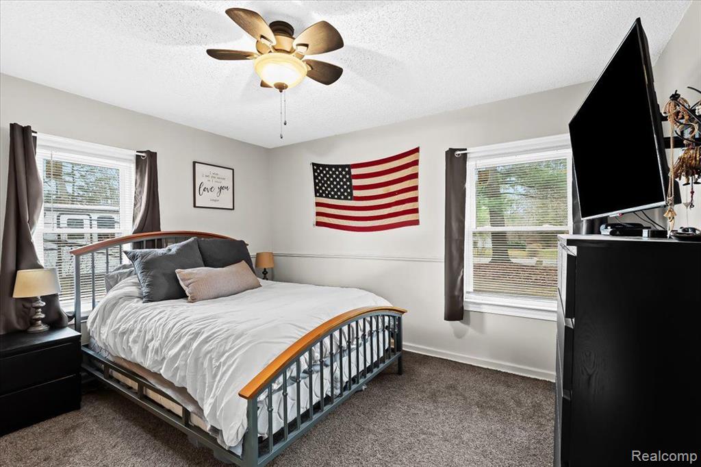 16524 Rougeway Street Livonia, MI 48154 - Photo 12 of 21 Gallery Image 12