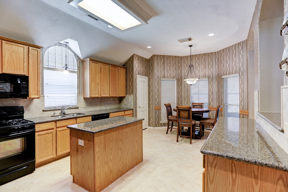 21330 Timber Pines Drive Spring, TX 77388 - Photo 16 of 35