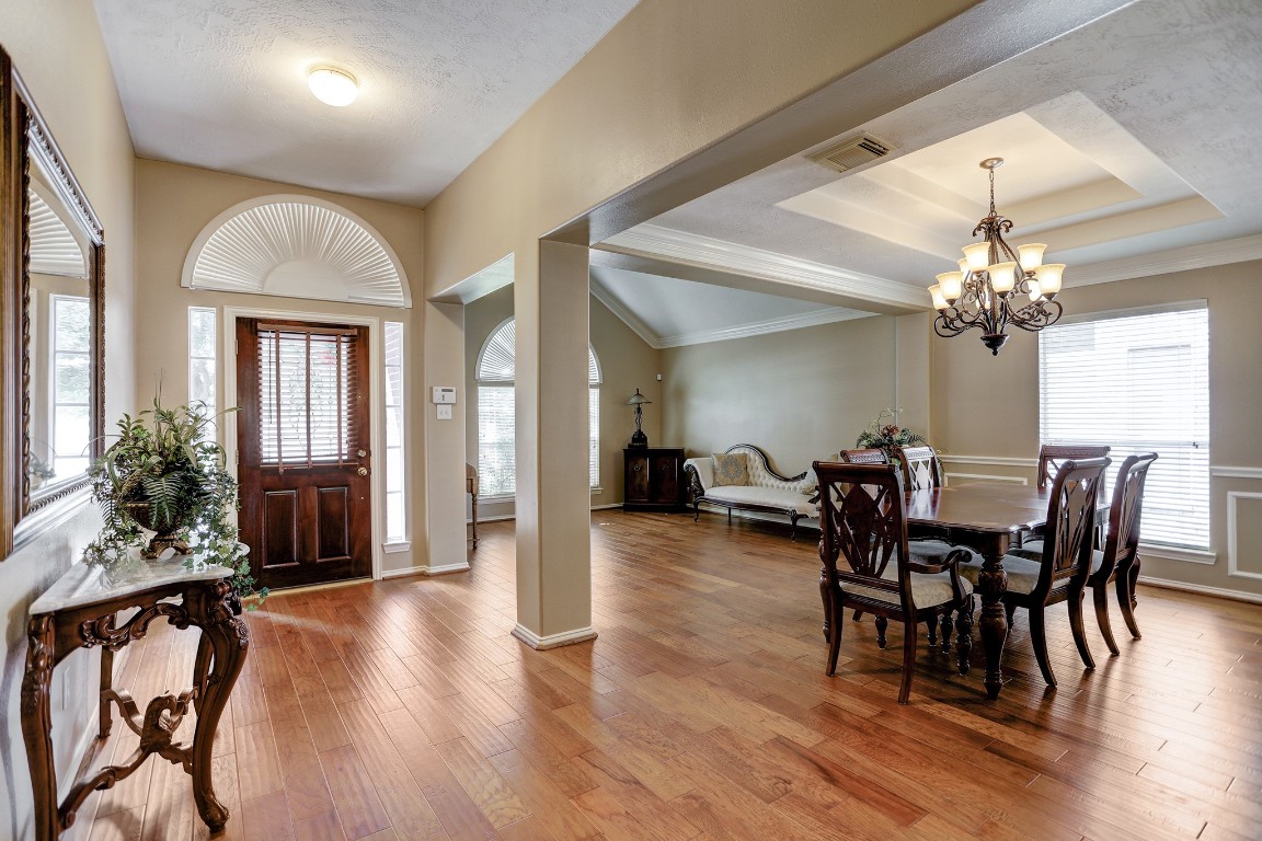 21330 Timber Pines Drive Spring, TX 77388 - Photo 3 of 35