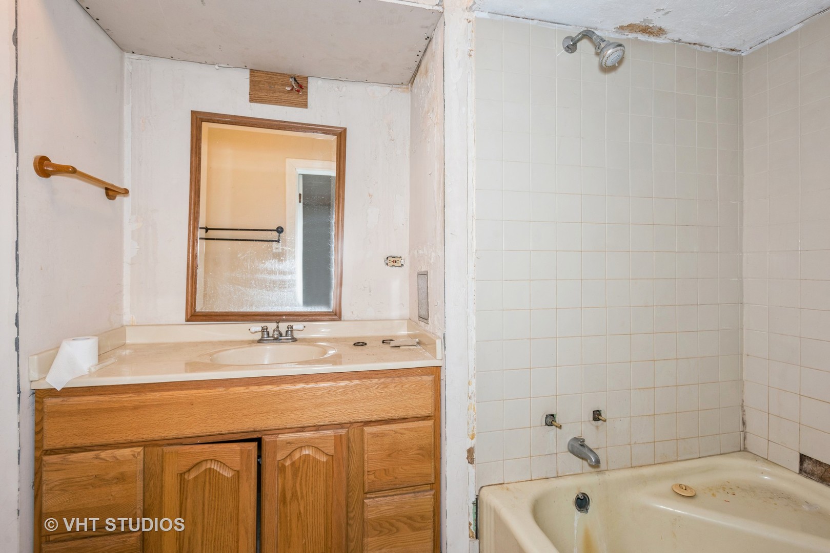 1124 Gulf Keys Road Streamwood, IL 60107 - Photo 26 of 37 Gallery Image 26