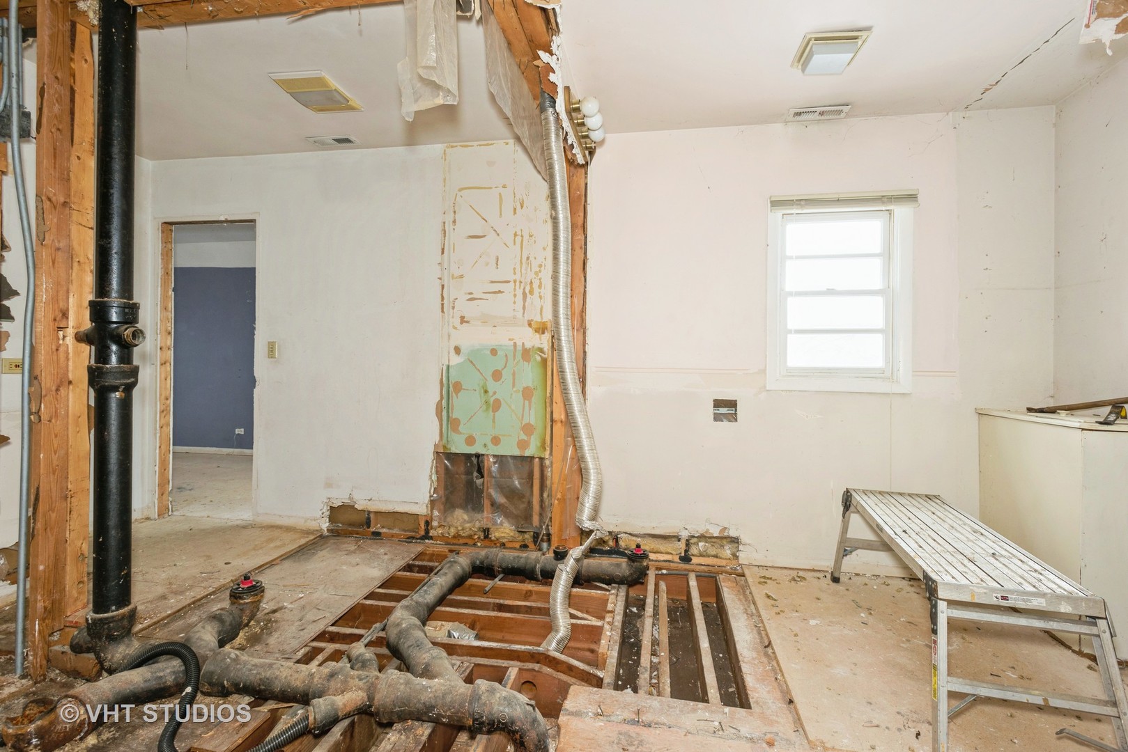 1124 Gulf Keys Road Streamwood, IL 60107 - Photo 33 of 37 Gallery Image 33