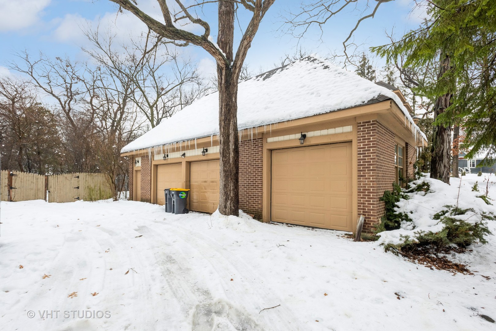 1124 Gulf Keys Road Streamwood, IL 60107 - Photo 5 of 37 Gallery Image 5