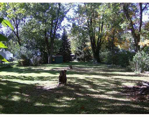 55274 Moss Road South Bend, IN 46628 - Photo 3 of 8 Gallery Image 3
