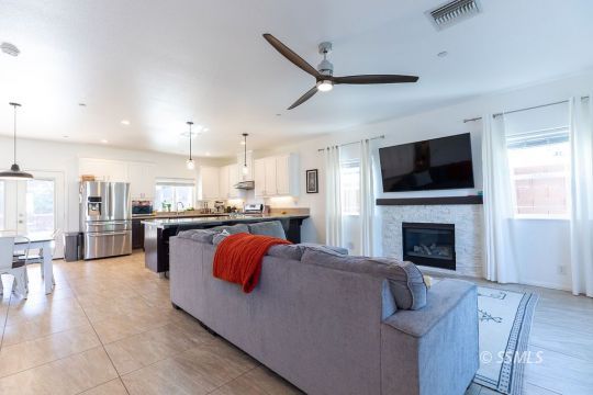 433 Scott Street Ridgecrest, CA 93555 - Photo 8 of 39