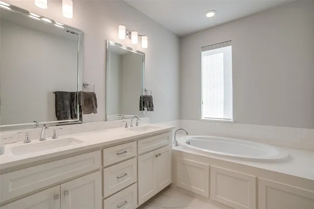 $3,200 | 6334 Oakbend Circle, Fort Worth, TX 76132