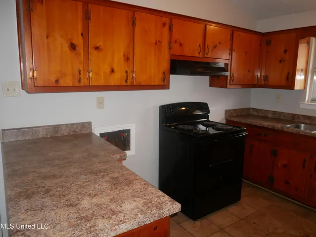 $1,195 | 1821 Vaught Circle, Southaven, MS 38671