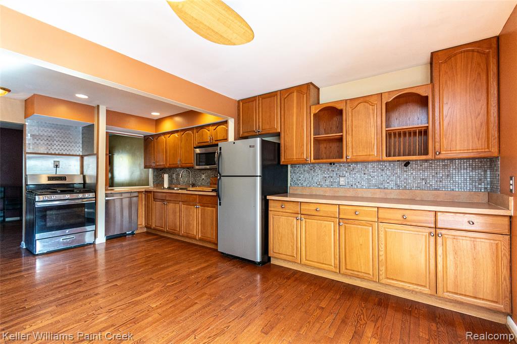 6629 Andersonville Road Clarkston, MI 48346 - Photo 13 of 52 Gallery Image 13