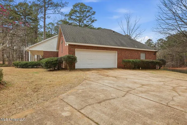 $550,000 | 1407 Monterey Road, Florence, MS 39073