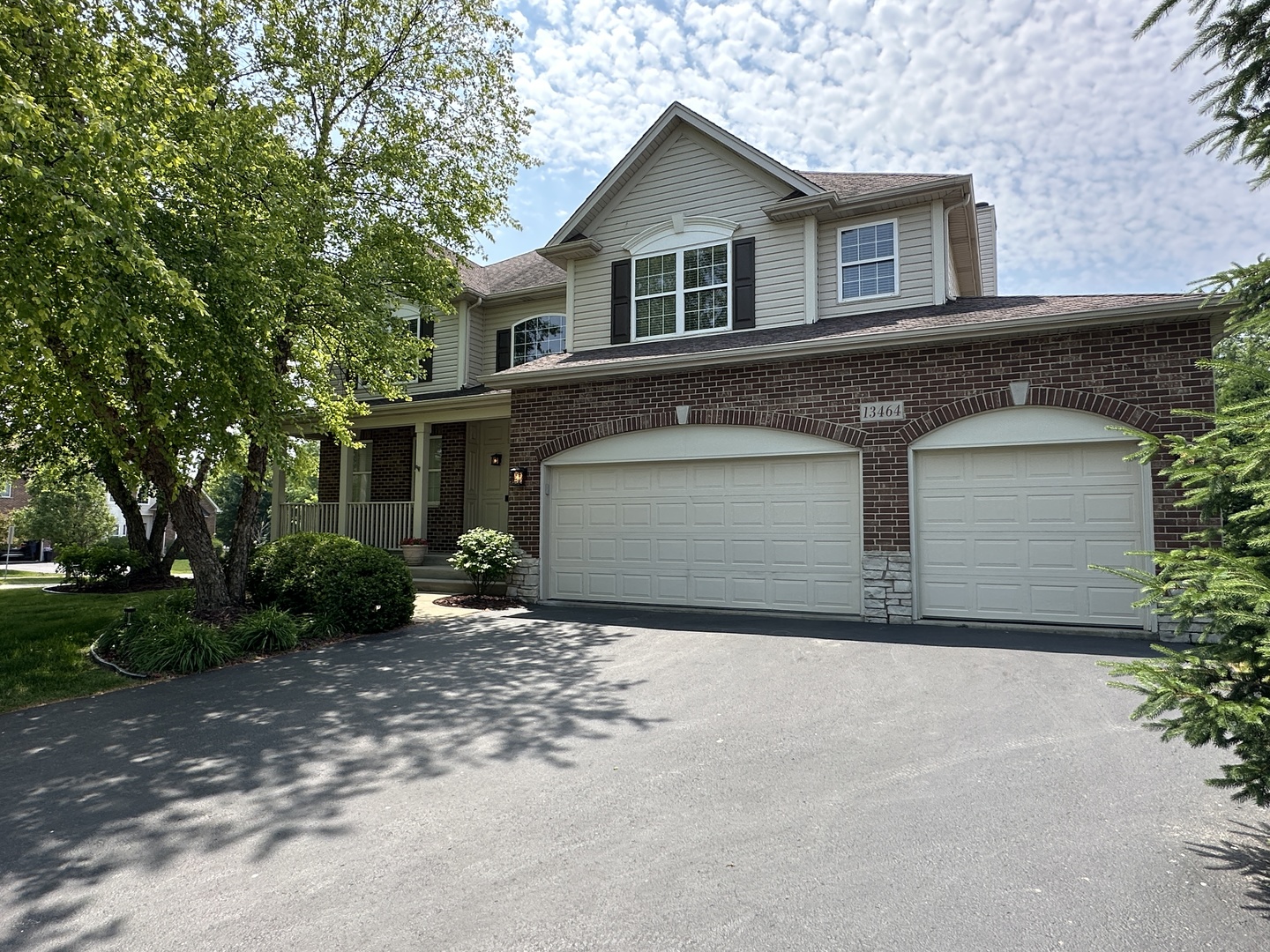 13464 Skyline Drive Plainfield, IL 60585 - Photo 2 of 41