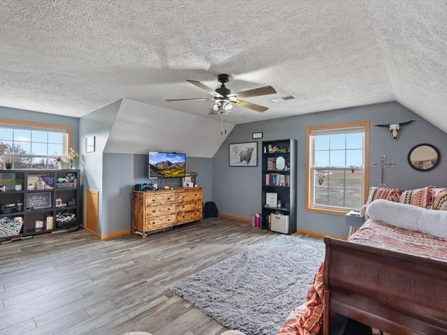 $420,000 | 2572 160th Avenue, Aledo, IL 61231