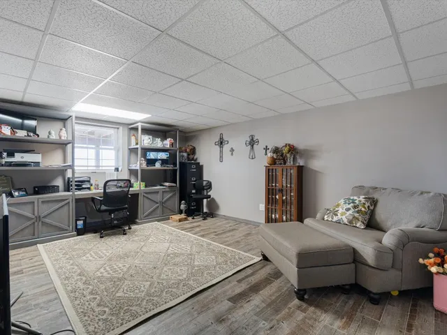 $420,000 | 2572 160th Avenue, Aledo, IL 61231