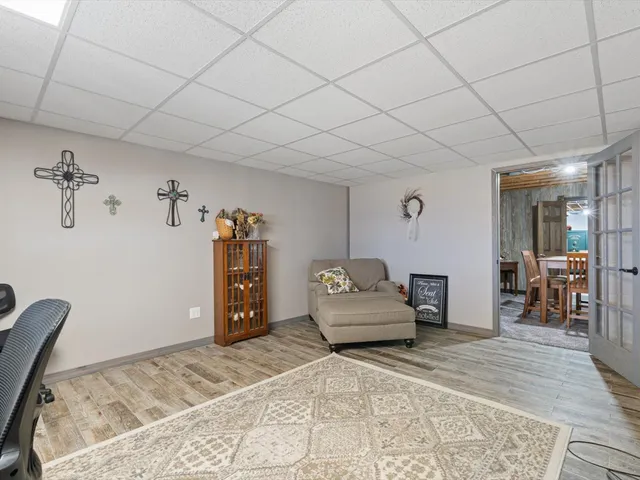 $420,000 | 2572 160th Avenue, Aledo, IL 61231