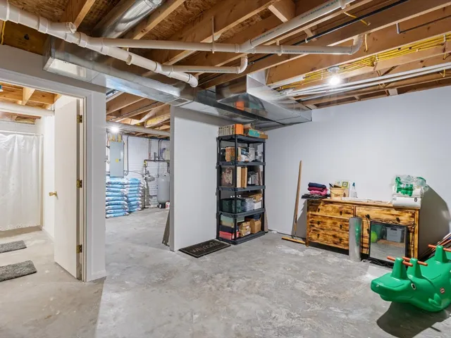 $420,000 | 2572 160th Avenue, Aledo, IL 61231