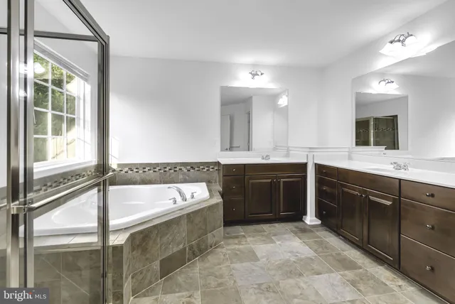 $1,285,000 | 40560 Aldie Springs Drive, Aldie, VA 20105