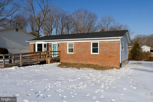 $324,900 | 45756 Sayre Drive, Great Mills, MD 20634