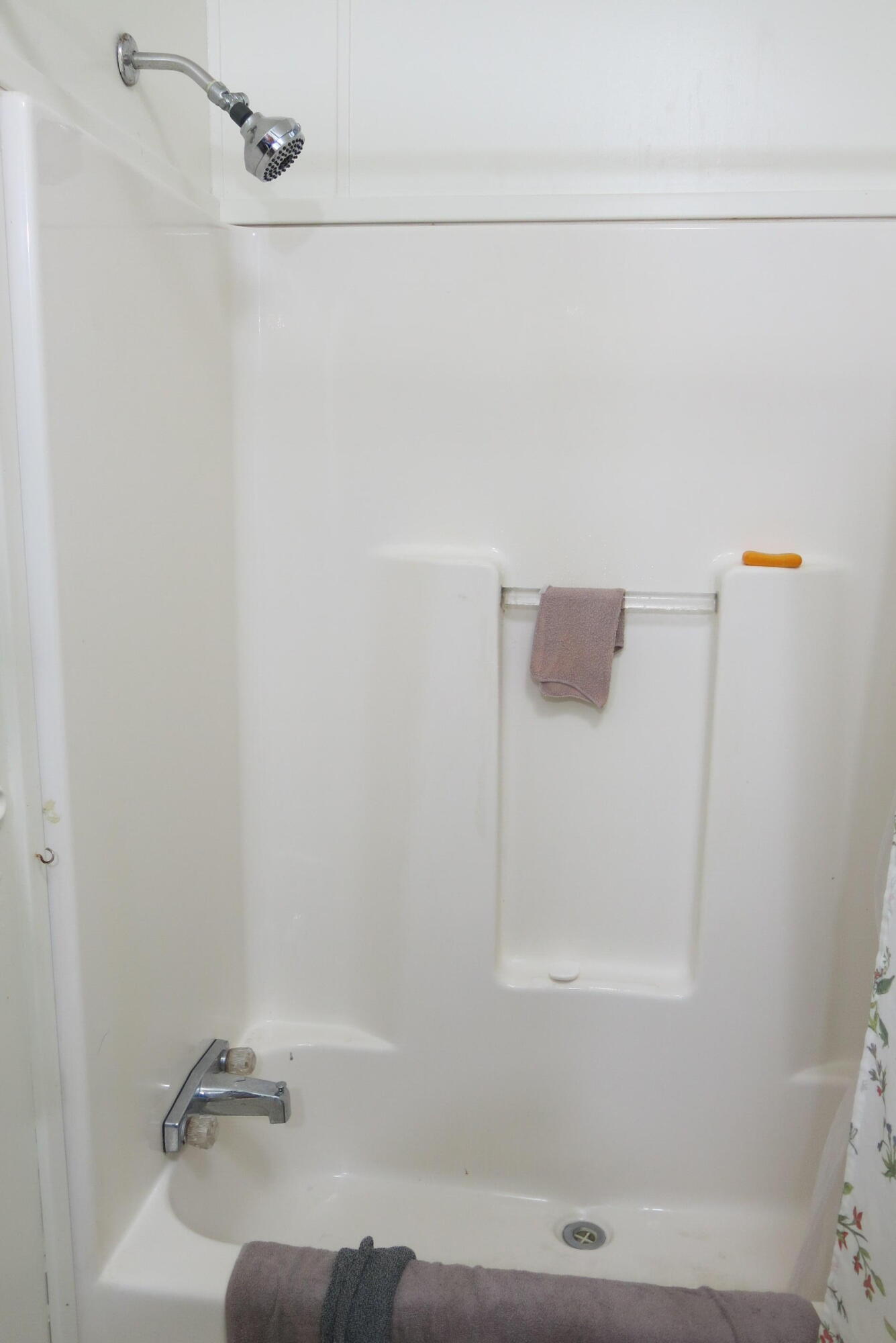 1137 Jonesville Road Quincy, MI 49082 - Photo 21 of 27 IMG_0357