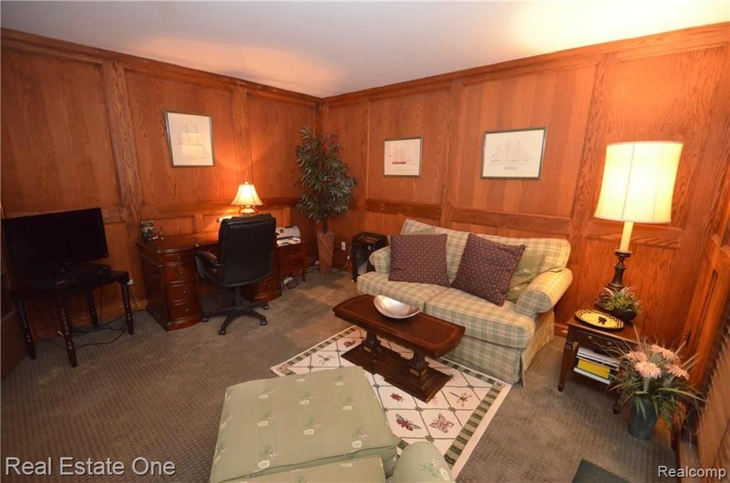1007 Hidden Lane Rochester Hills, MI 48309 - Photo 23 of 61