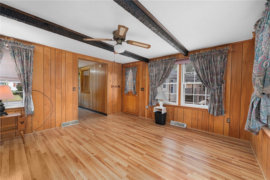 60 Waycross Drive Warwick, RI 02888 - Photo 11 of 43