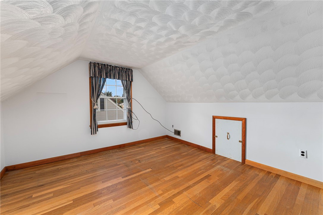 60 Waycross Drive Warwick, RI 02888 - Photo 24 of 43