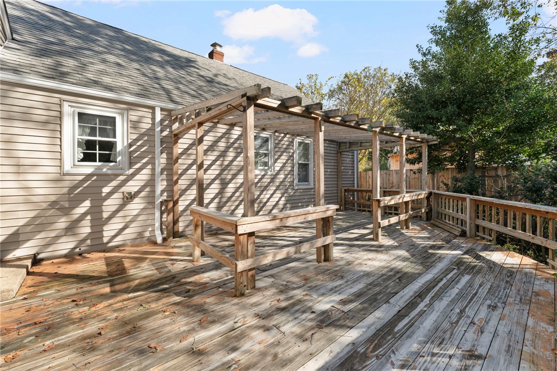 60 Waycross Drive Warwick, RI 02888 - Photo 30 of 43