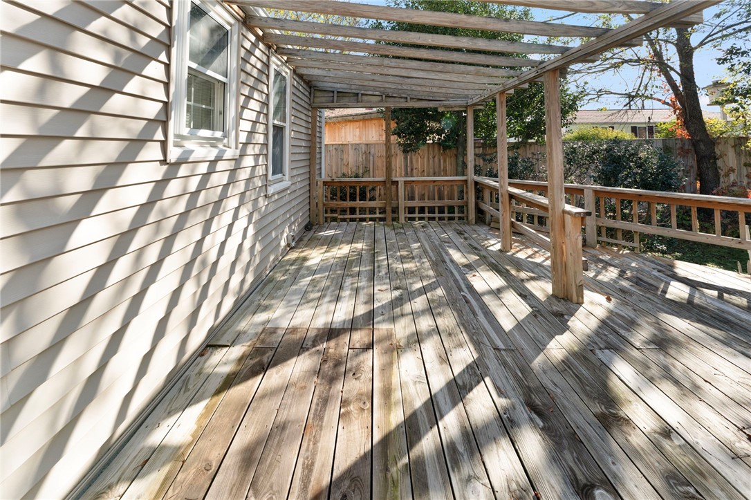 60 Waycross Drive Warwick, RI 02888 - Photo 31 of 43