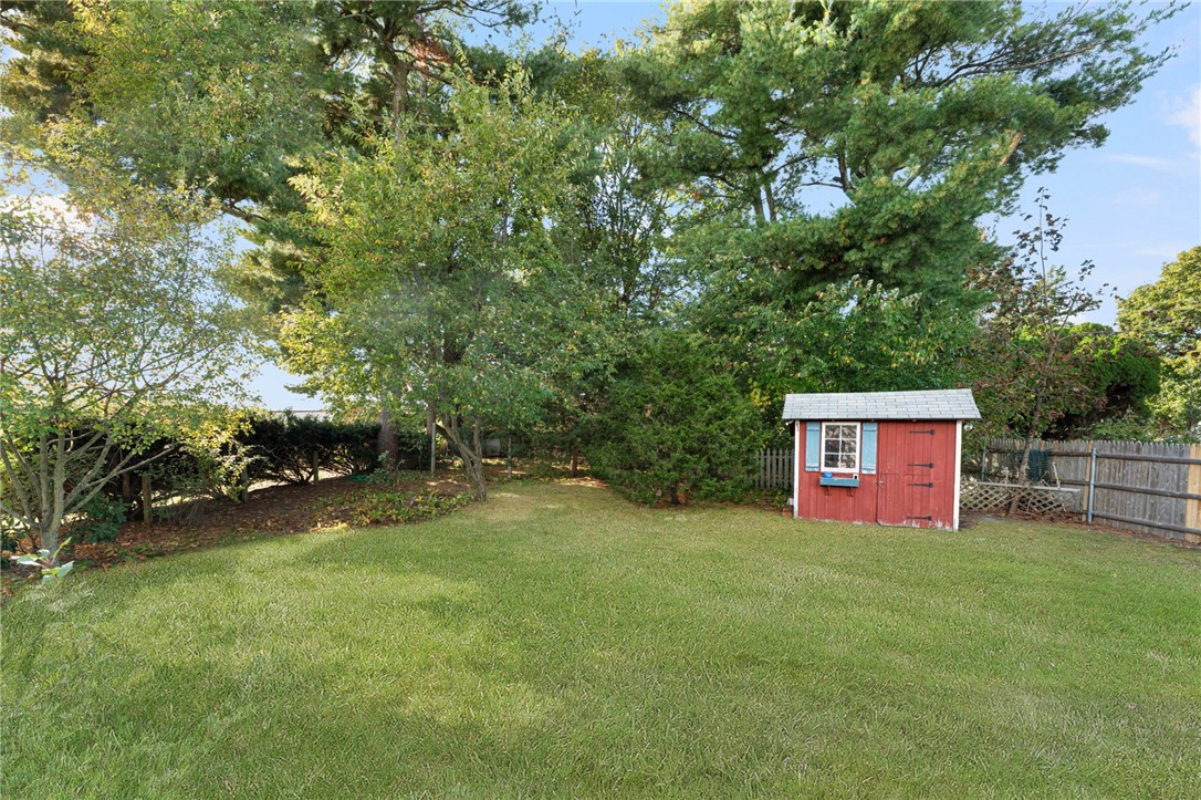 60 Waycross Drive Warwick, RI 02888 - Photo 38 of 43