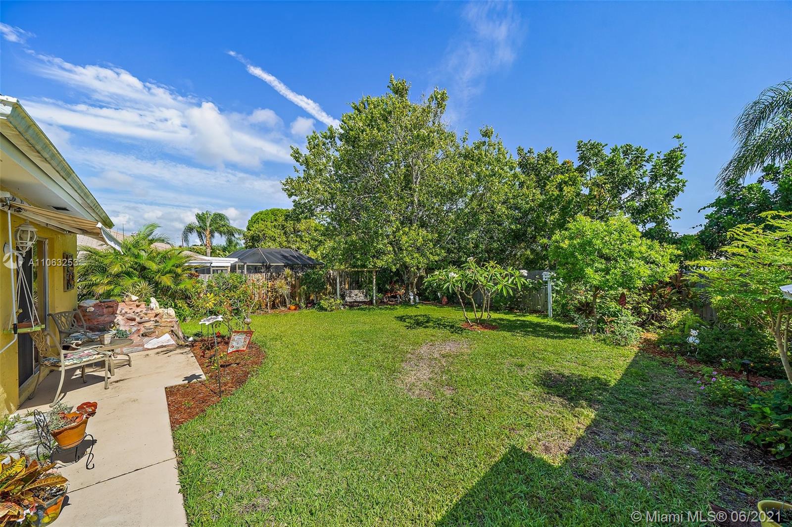 19 Shay Place Tequesta, FL 33469 - Photo 34 of 54