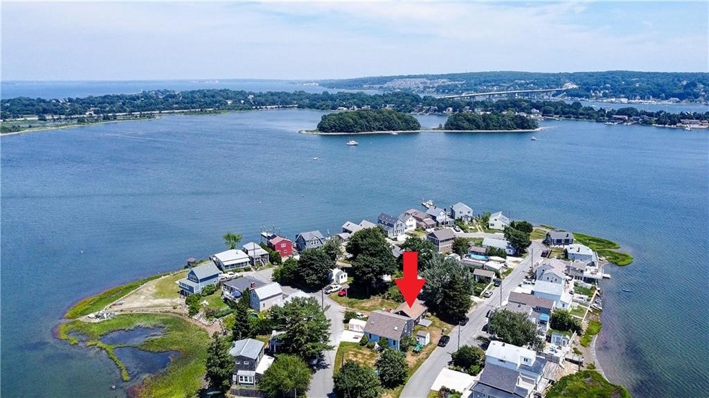 262 Riverside Street Portsmouth, RI 02871 - Photo 11 of 13