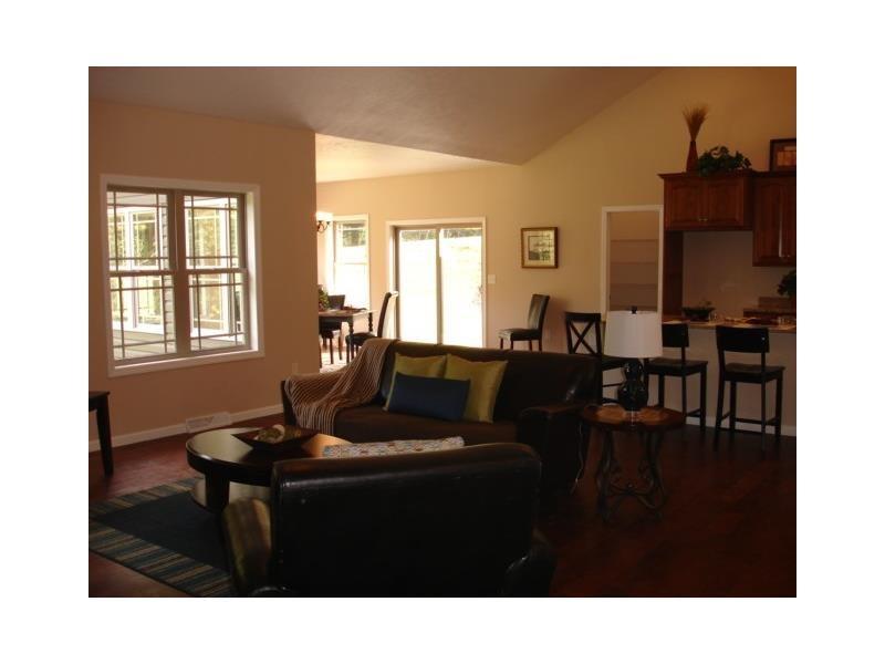 204 Pheasant Ridge Drive Butler, PA 16001 - Photo 8 of 22 Gallery Image 8
