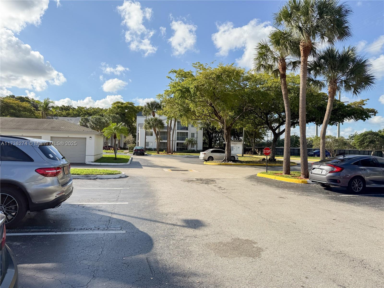 5686 Rock Island Road, Unit 123 Tamarac, FL 33319 - Photo 22 of 25 Gallery Image 22