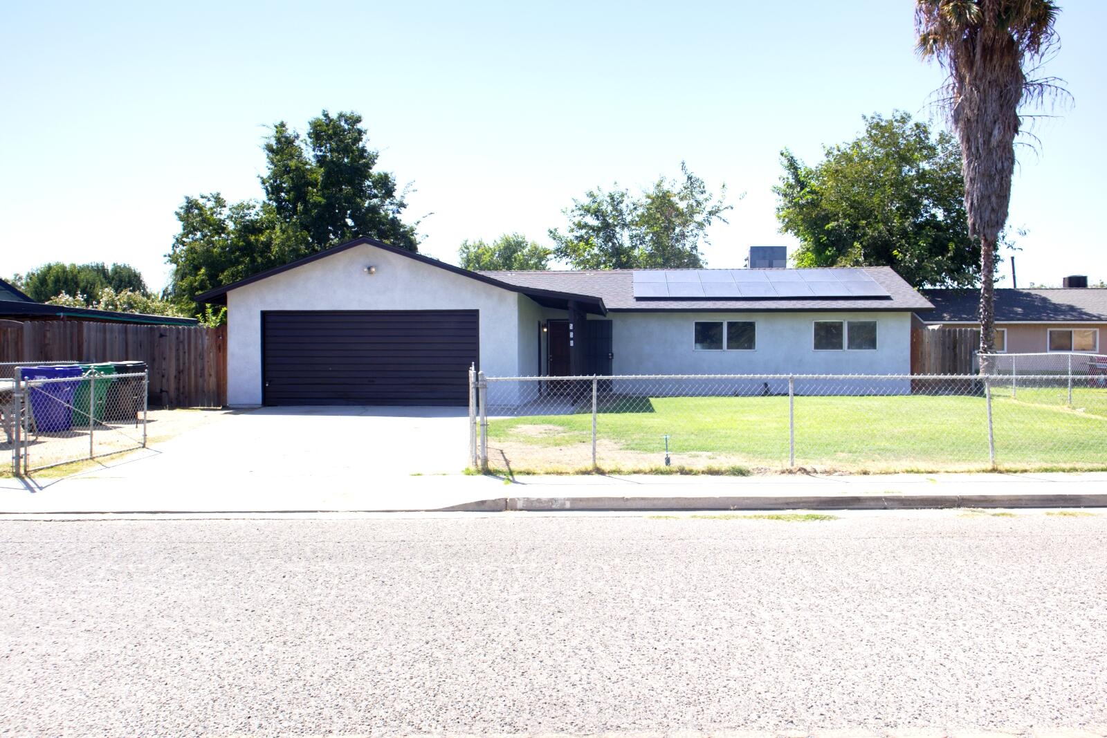 558 Perry Avenue Corcoran, CA 93212 - Photo 10 of 42 editWide 2
